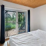 Grosse Paradies Апартаменты *