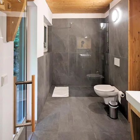 Grosse Paradies Апартаменты Liebenau (Hessen)