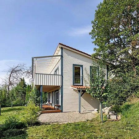 Grosse Paradies Апартаменты *